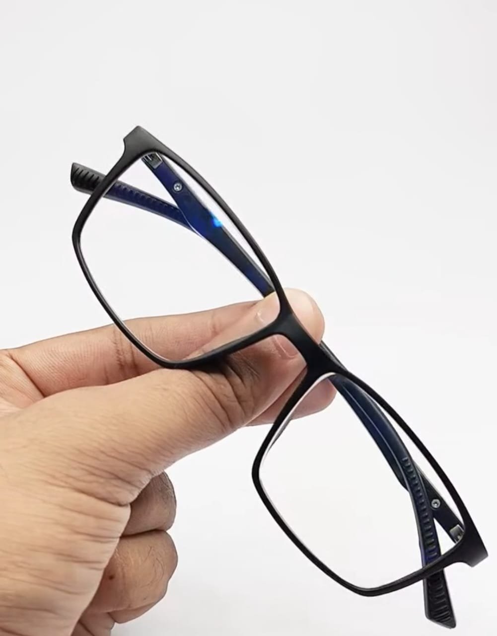 09f5d1c4-93b3-4015-a979-0d47fc5b9ece